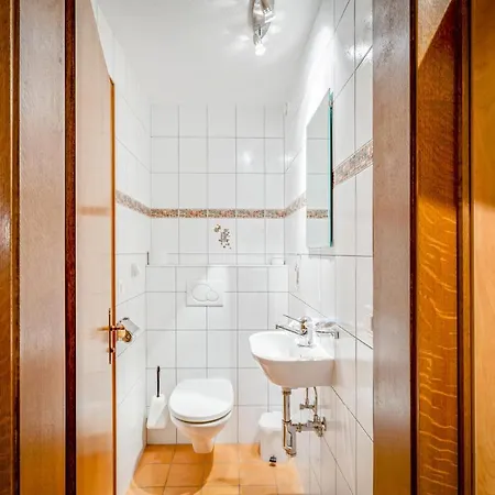 Haus Derby * 삼나운