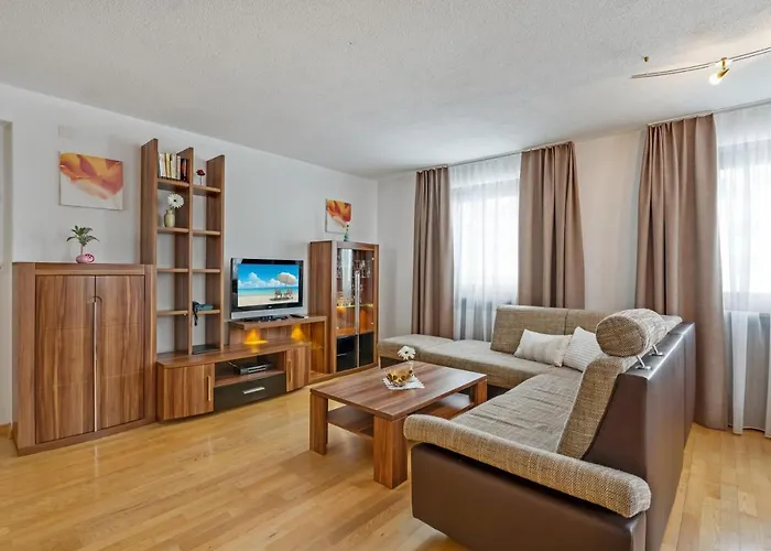 Haus Derby سامنون